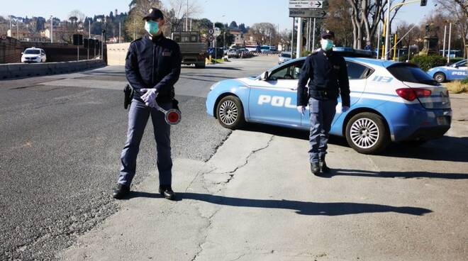 polizia lockdown