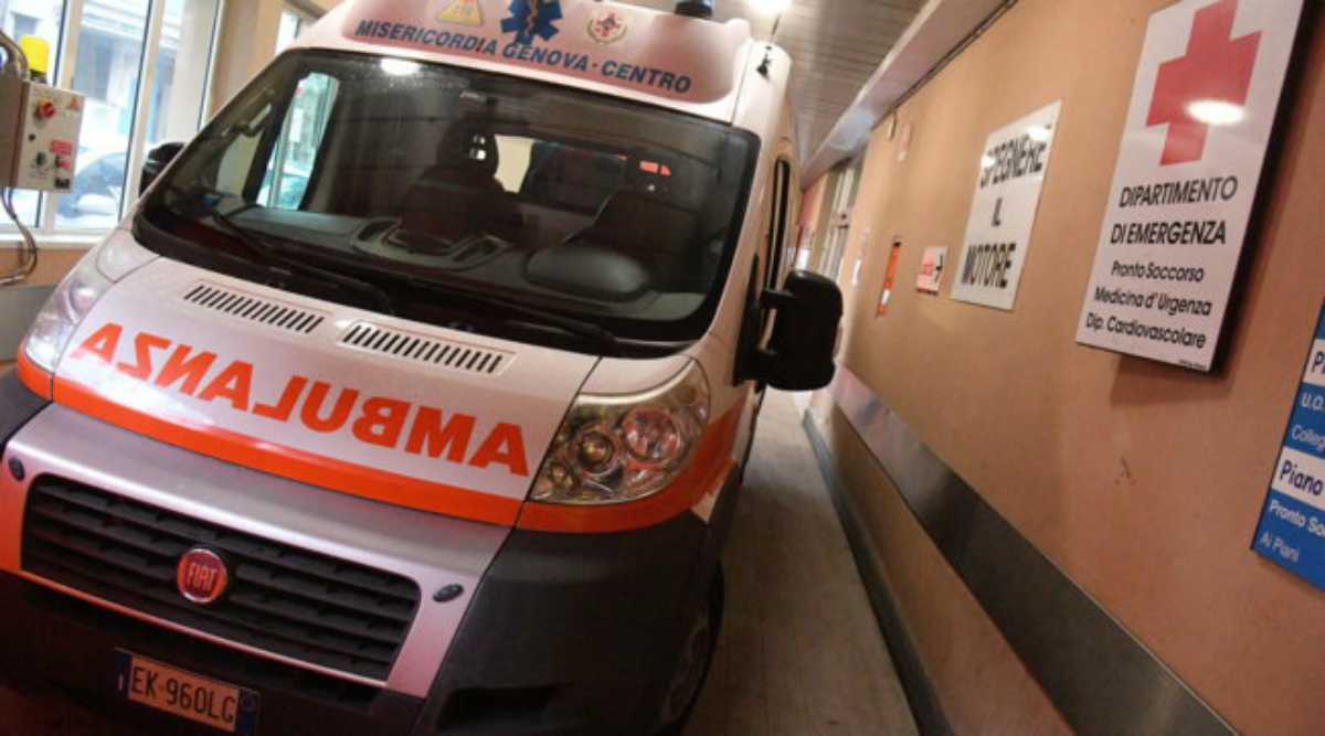 Napoli: 84enne muore mentre era in attesa di ricevere il vaccino