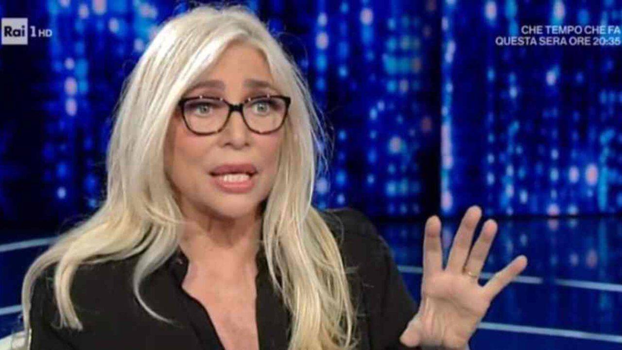 Mara Venier Panico In Diretta Per Il Suo Arrivo Cambiate Subito Canale