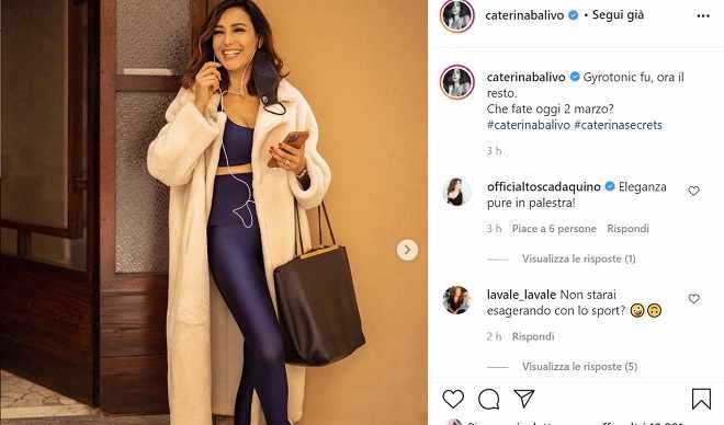 Caterina Balivo, con la tuta attillata fa sognare i fan "Sei una dea magnifica"