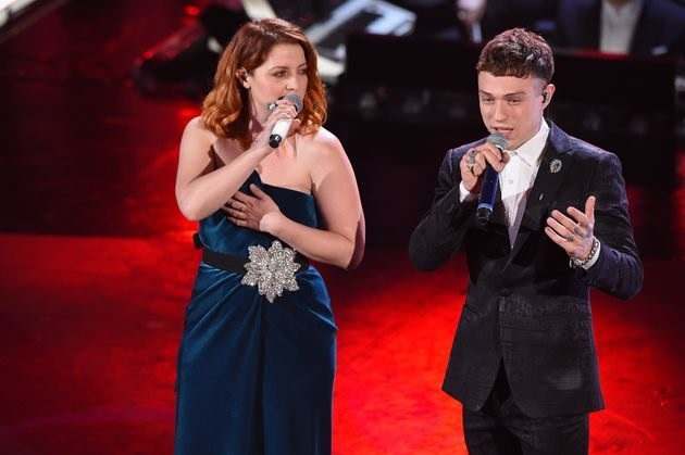 Sanremo 2021, problemi per Irama "Potrebbe ritirarsi dalla gara"