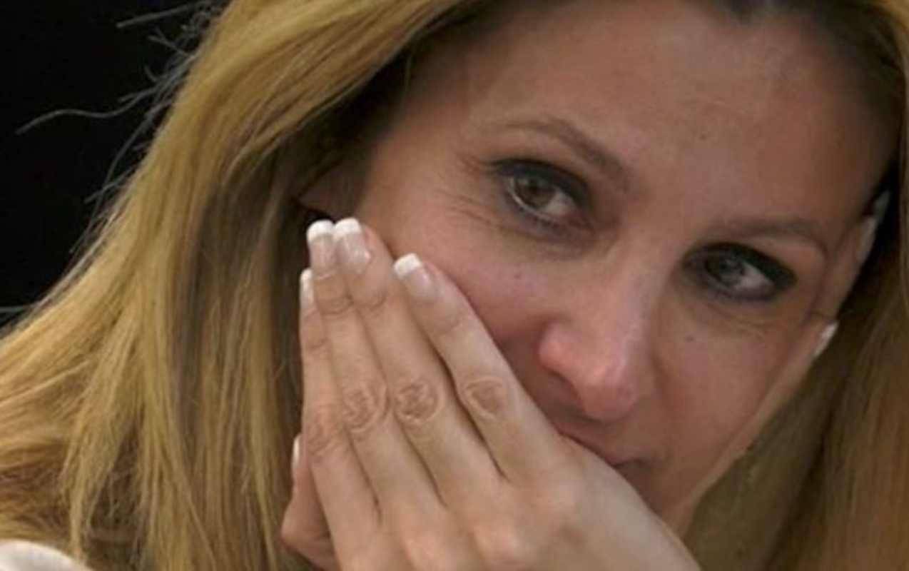 Adriana Volpe: arriva un nuovo problema all'orizzonte per lei