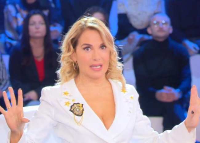 Romina Power e la battuta su Barbara D'Urso durante il programma Canzone Segreta