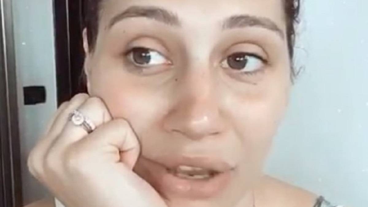 Marco e Beatrice Valli ancora rimandato il matrimonio: ecco il motivo