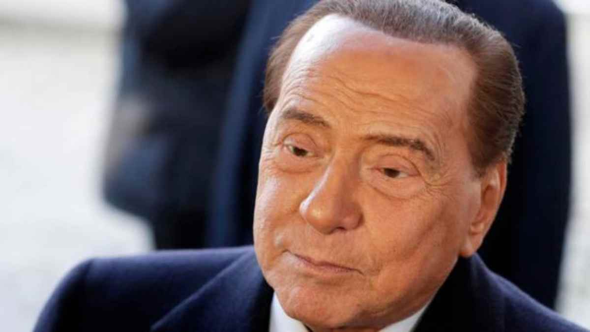Silvio Berlusconi: avete mai visto Villa Certosa? Scopriamola insieme al suo valore