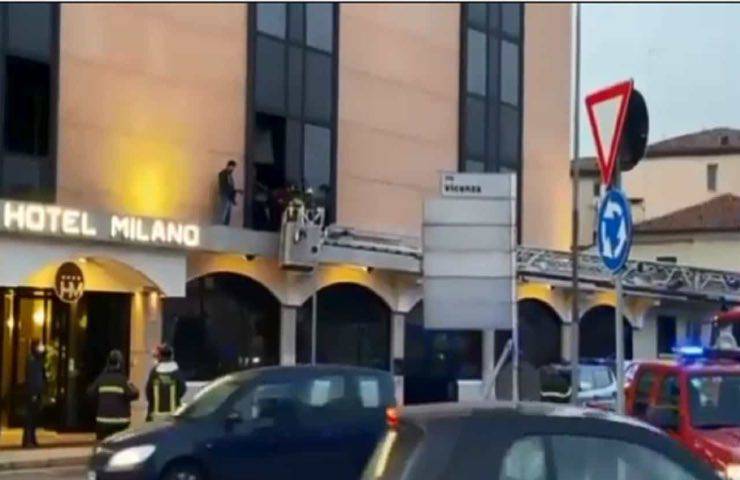 Padova donna morta quinto piano hotel Milano