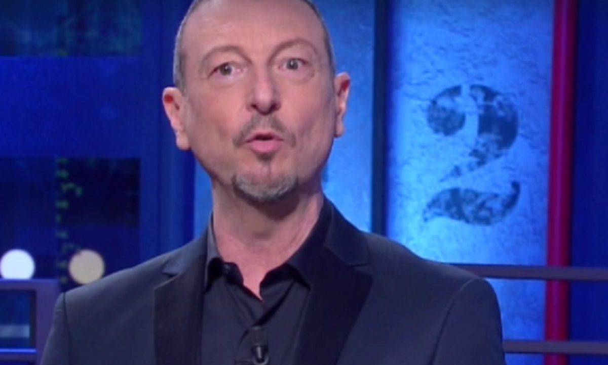 I Soliti Ignoti: si ferma il programma, spiega il motivo direttamente Amadeus