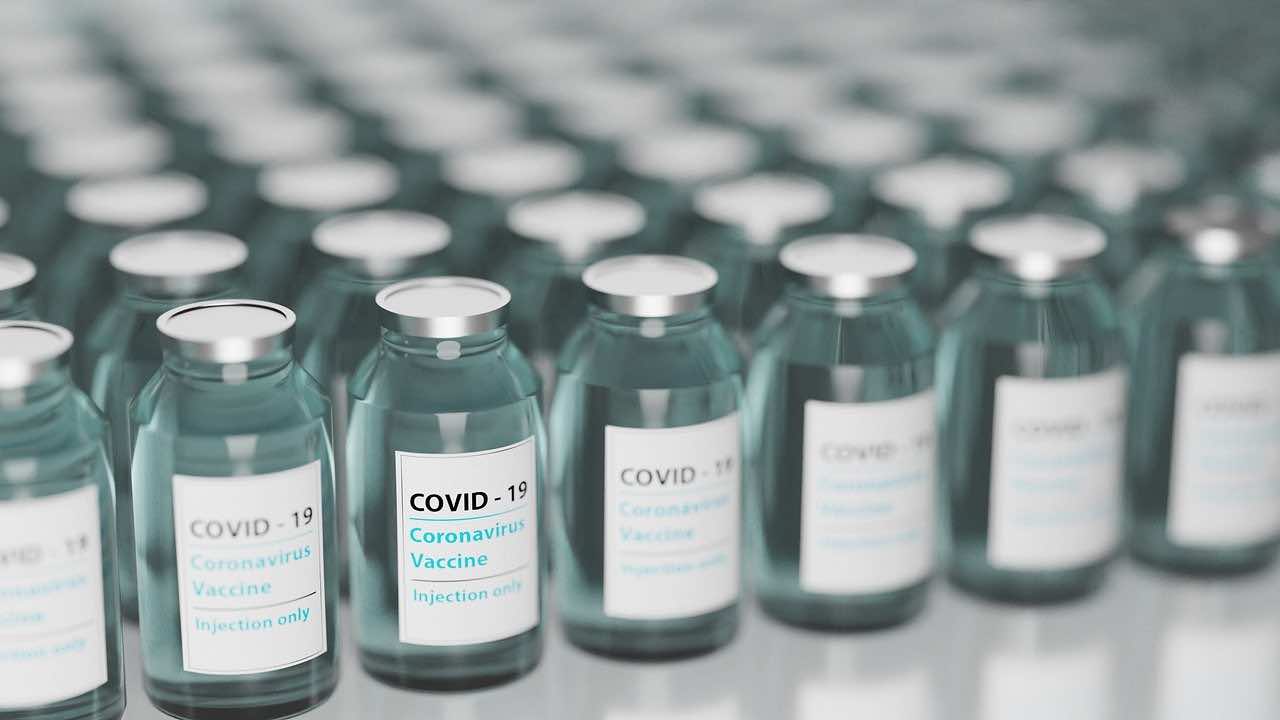 AstraZeneca Magrini Aifa vaccino sicuro