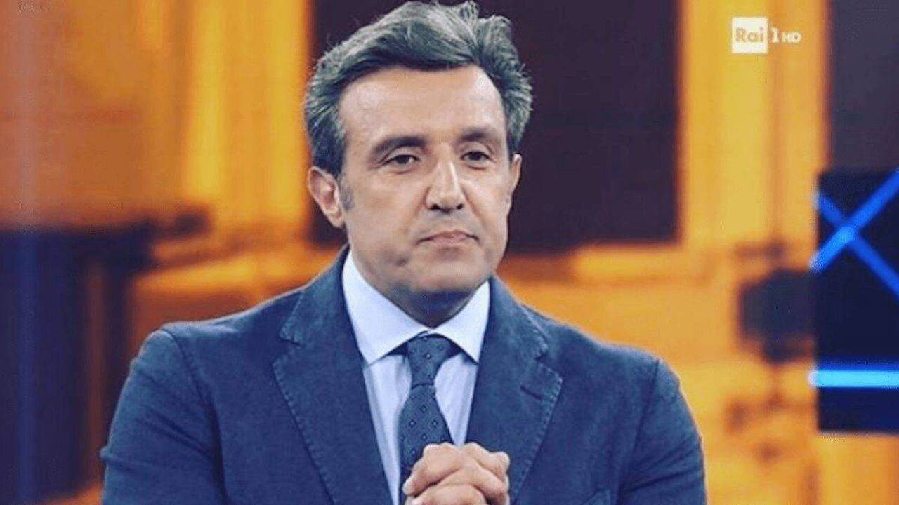 Flavio Insinna all'Eredità: il concorrente fa arrabbiare i fan "é impazzito?"