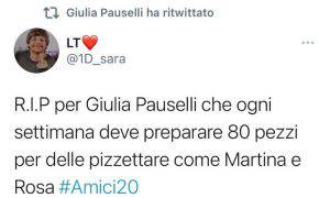 Amici professionista Giulia Pauselli attacca Rosa Martina pizzettare