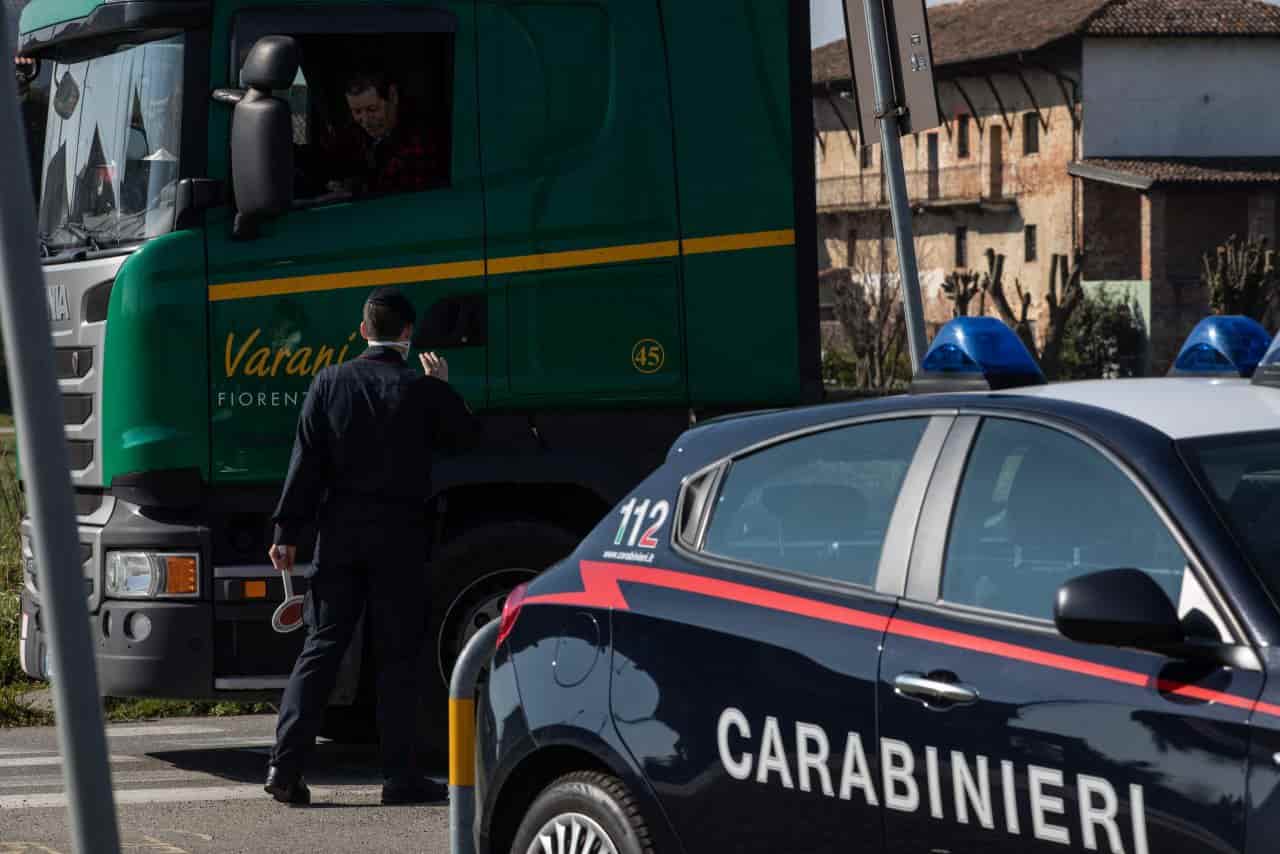 milano morto tombino