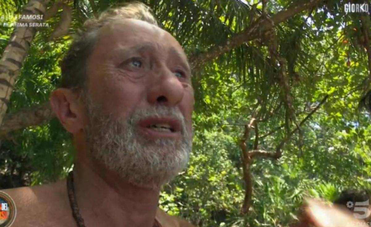 Isola dei famosi: Beppe Braida abbandona per gravi motivi familiari