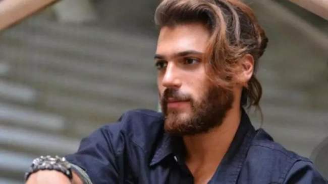 Can Yaman è scomparso da Instagram? Cosa succede e perchè