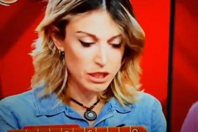 L'eredità: parolaccia durante il programma ma Insinna non dice nulla