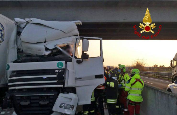 Venezia incidenti autostrada bilancio drammatico