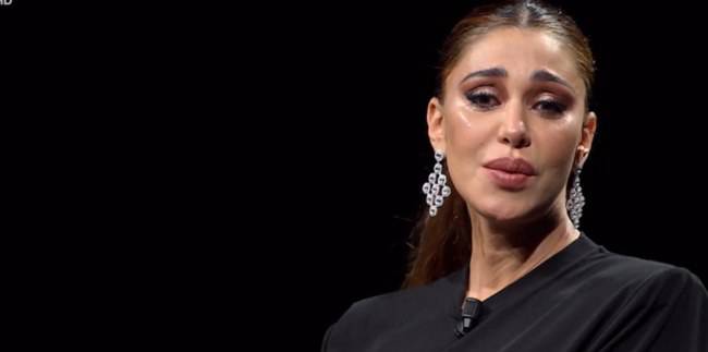 Belen Rodriguez durante il programma chiede di interrompere "Datemi un attimo"-Cosa succede?