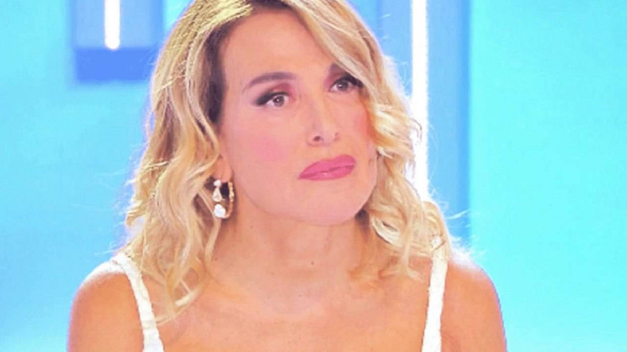 La presentatrice Barbara D'Urso resta a Mediaset? L'indiscrezione