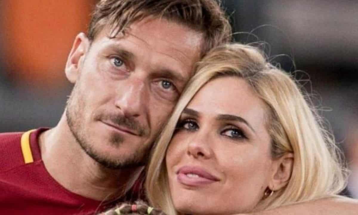Francesco Totti dedica Ilary Blasi compleanno 40 anni