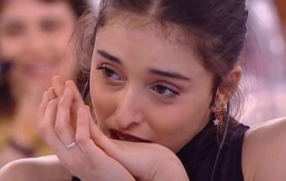 Giulia Stabile: viene attaccata ma la replica dopo Amici è perfetta!