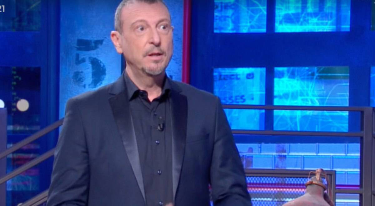 I Soliti Ignoti incidente per Paoloantoni: deve ricorrere al medico-Cosa è successo?