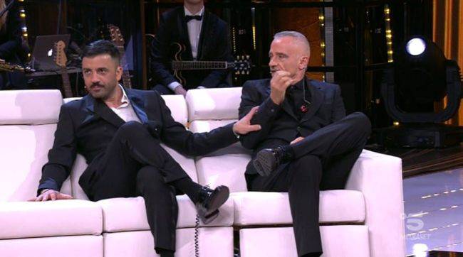 Eros Ramazzotti e la rivelazione su Michelle Hunziker "A letto non...."