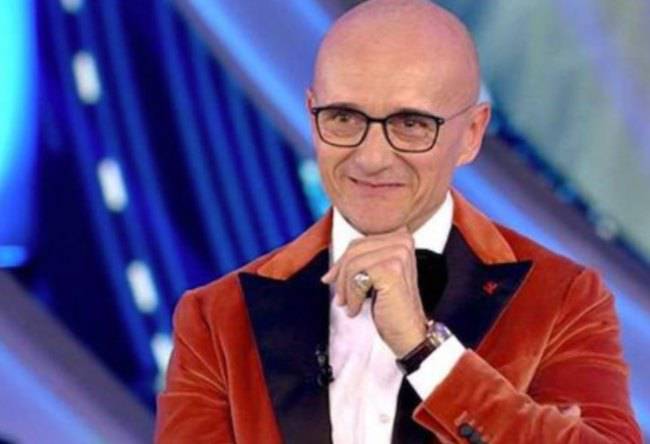 Alfonso Signorini stupisce: Vuole l'ex ballerina di Amici al Grande Fratello 6-Ecco di chi si tratta!