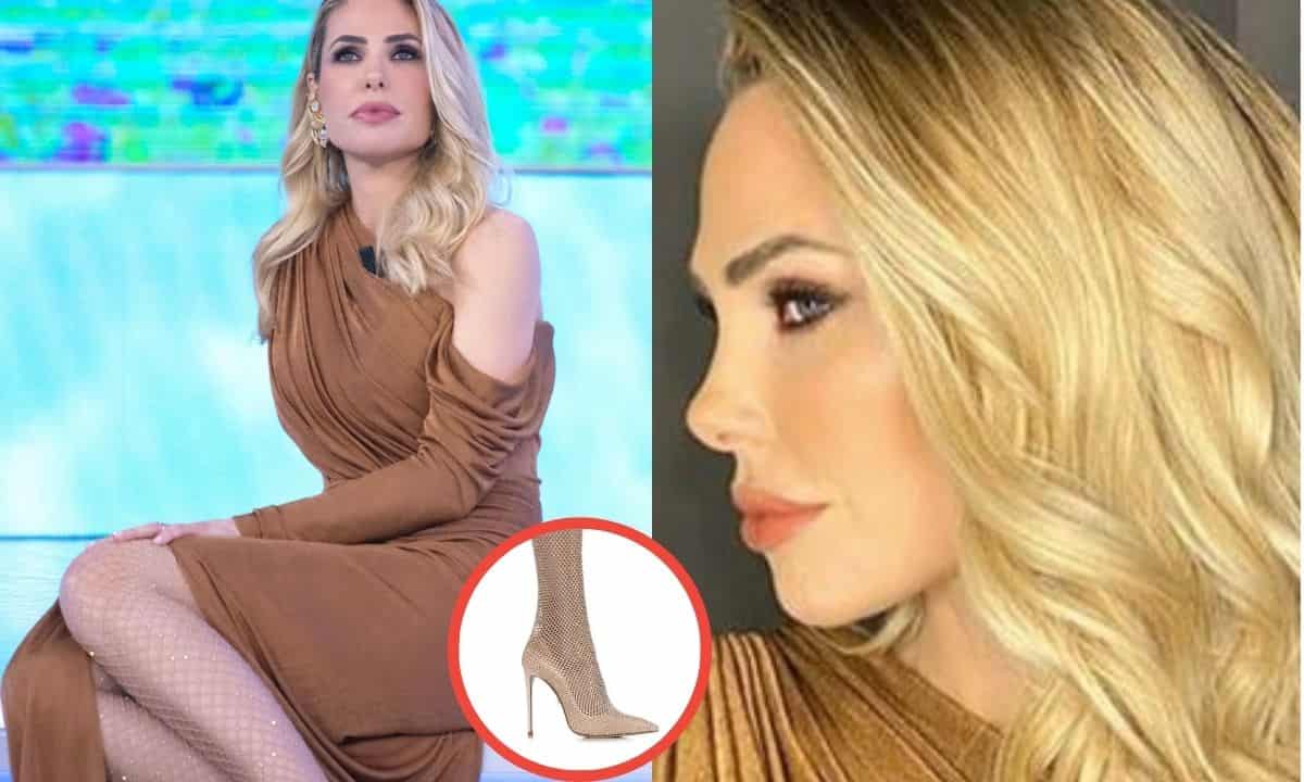 Ilary Blasi Isola Dei Famosi stivali cristallo cifra shock