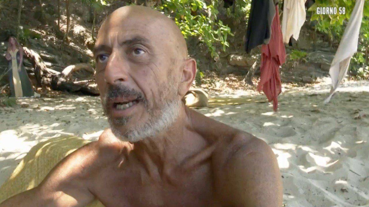 Isola: Roberto Ciufoli rivela e stupisce: "Ci trattava male"