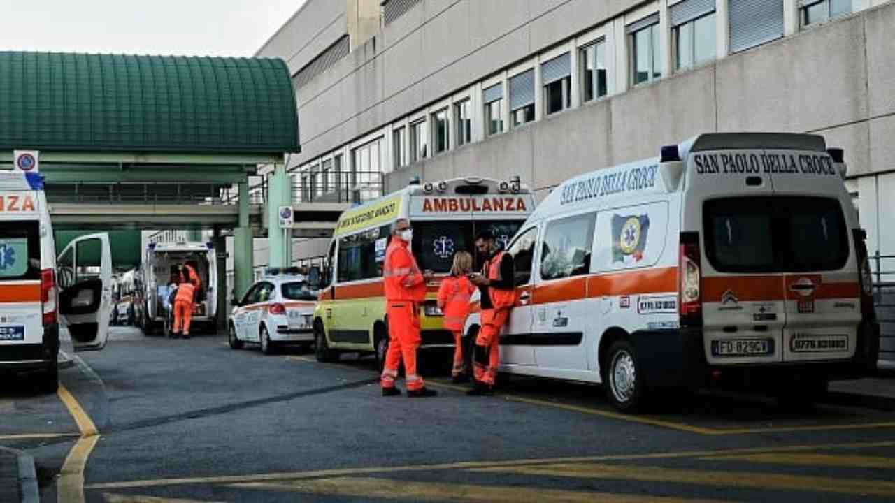 roma ambulanze sporcizia