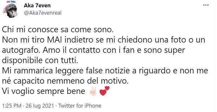 Aka7even sui social "Non mi tiro MAI indietro se mi chiedono una foto o un autografo"