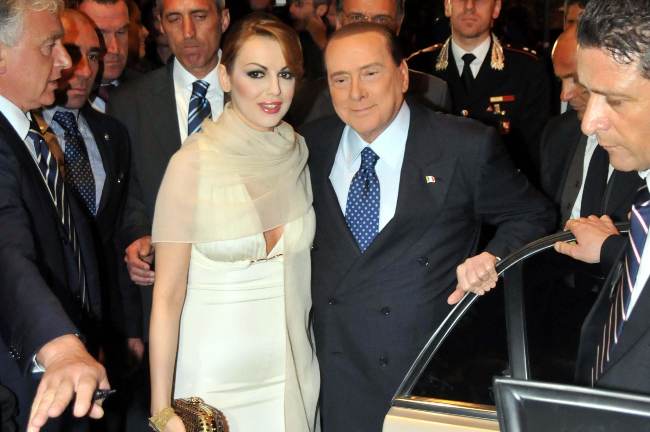 Berlusconi- Pascale: accordo con cifre impensabili