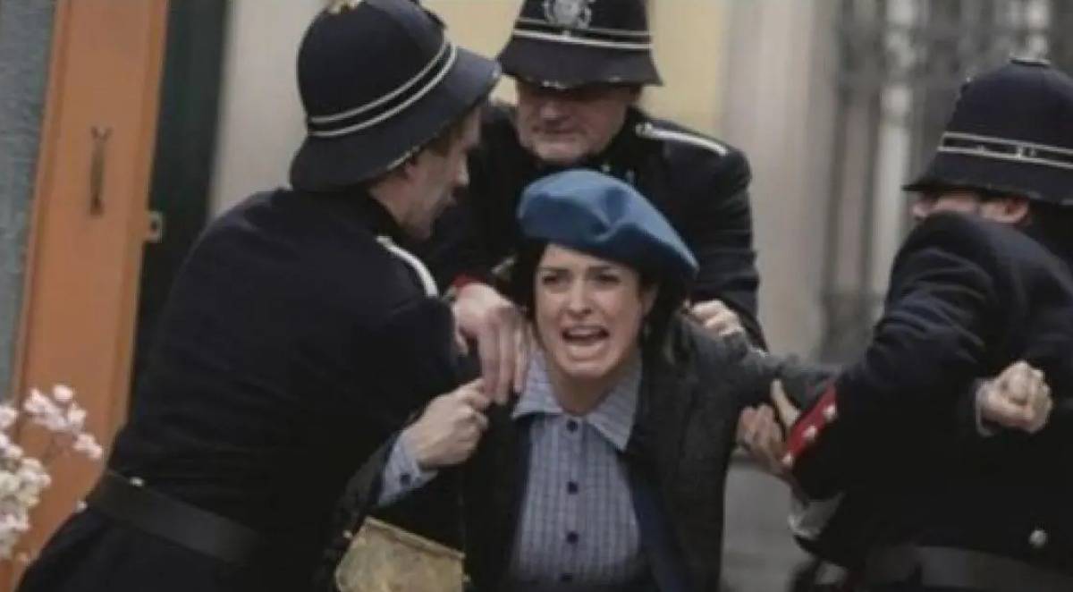 Una Vita anticipazioni: Camino e Maite si riabbracciano finalmente!