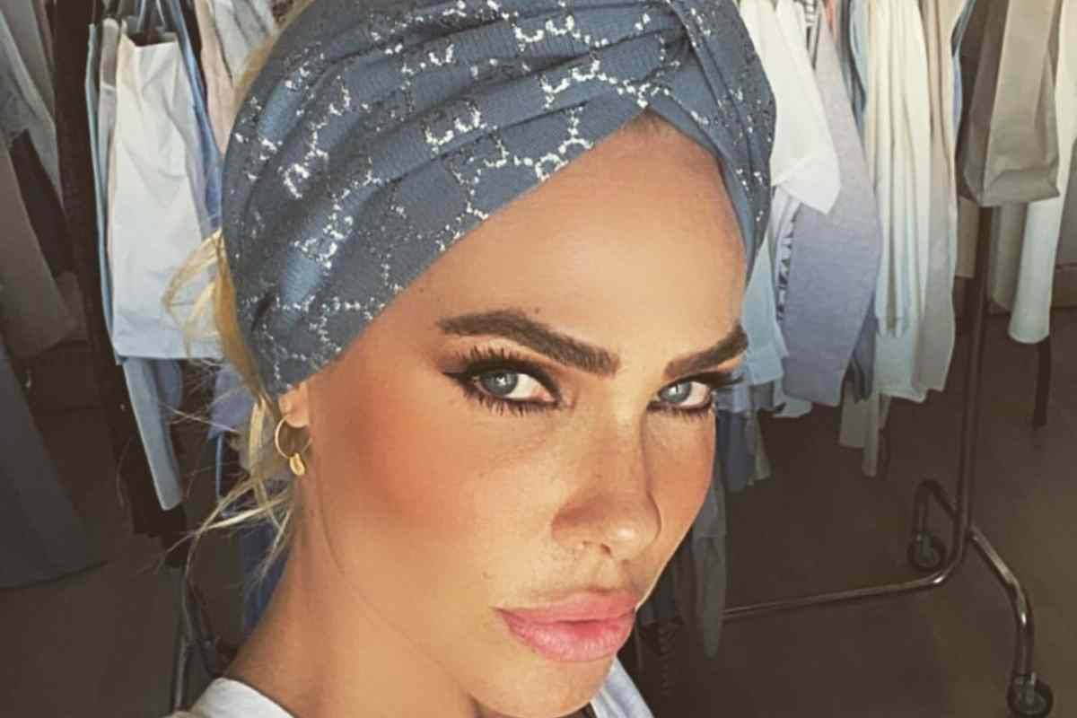 Ilary Blasi, perchè per un periodo ha indossato la parrucca: la verità