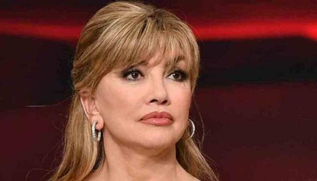 Milly Carlucci: "Mi negò qualsiasi aiuto economico", il retroscena sul padre