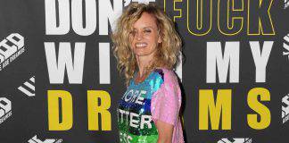 Justine Mattera gambe
