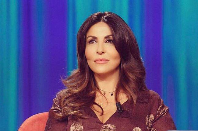 Sabrina Ferilli durante Tu Si que Vales stupisce tutti: "Ti faccio male"