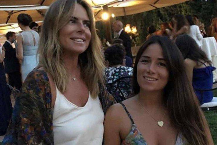 La conduttrice insieme a sua figlia