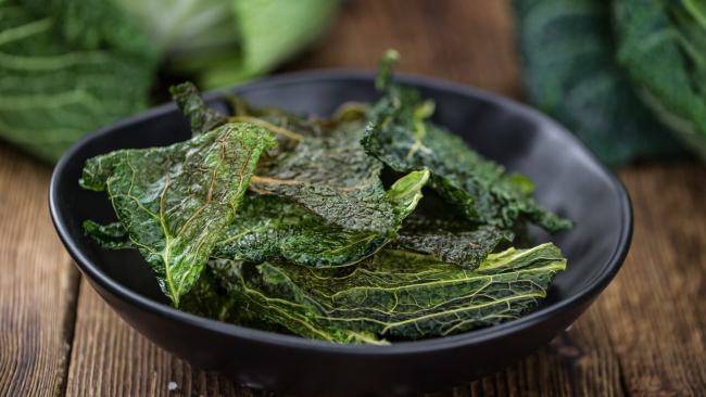 Cucina: Cavolo nero, ecco come preparare delle ottime chips