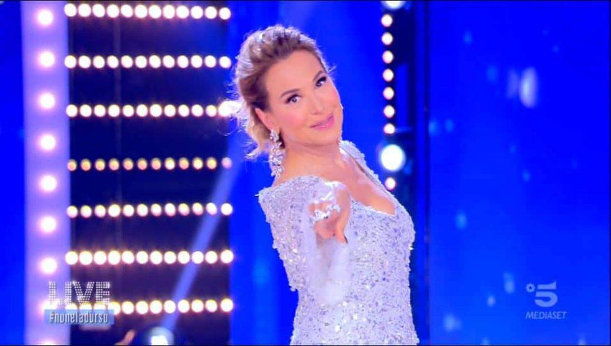 Barbara D'Urso shock: si parla di un'accordo incredibile con Mediaset, i dettagli