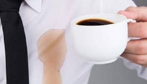 Macchie di caffè: come eliminarle?