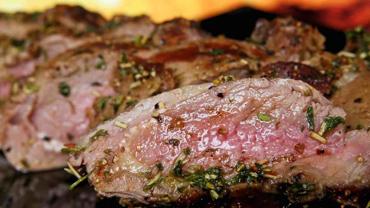 Carne rossa: ecco cosa succede al tuo corpo se non la mangi