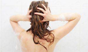uscire capelli bagnati