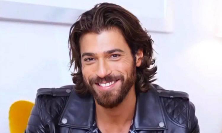 Can Yaman, dedica shock ad una collega di set