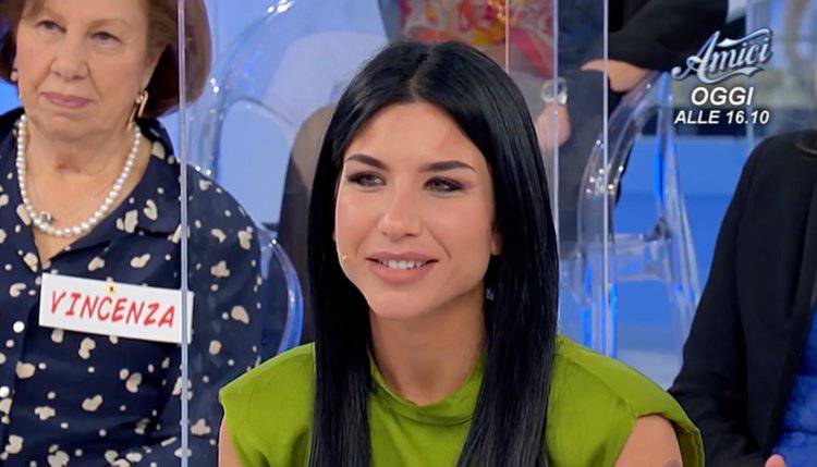 Miriam - Corteggiatrice di Luca (Mediaset Play)