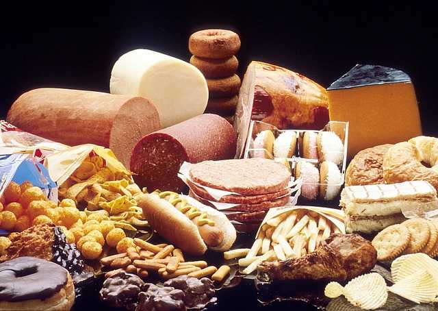 Colesterolo: come abbassarlo con un alimento poco usato ma incredibile