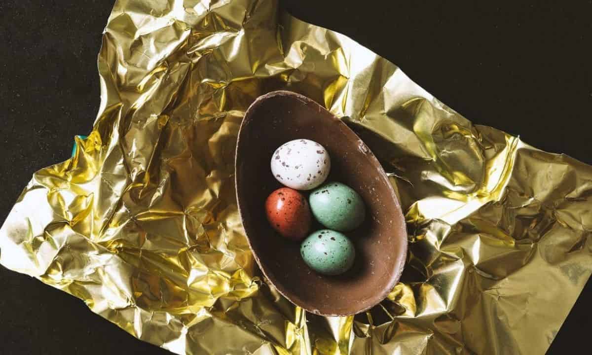uova di pasqua dove smaltire carta