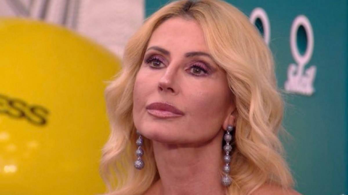 Nathaly Caldonazzo: ecco cosa ha rivelato a “Oggi è un altro Giorno”