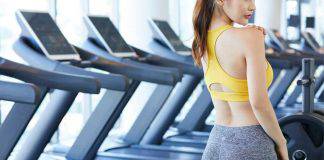 esercizi rassodare glutei elastico