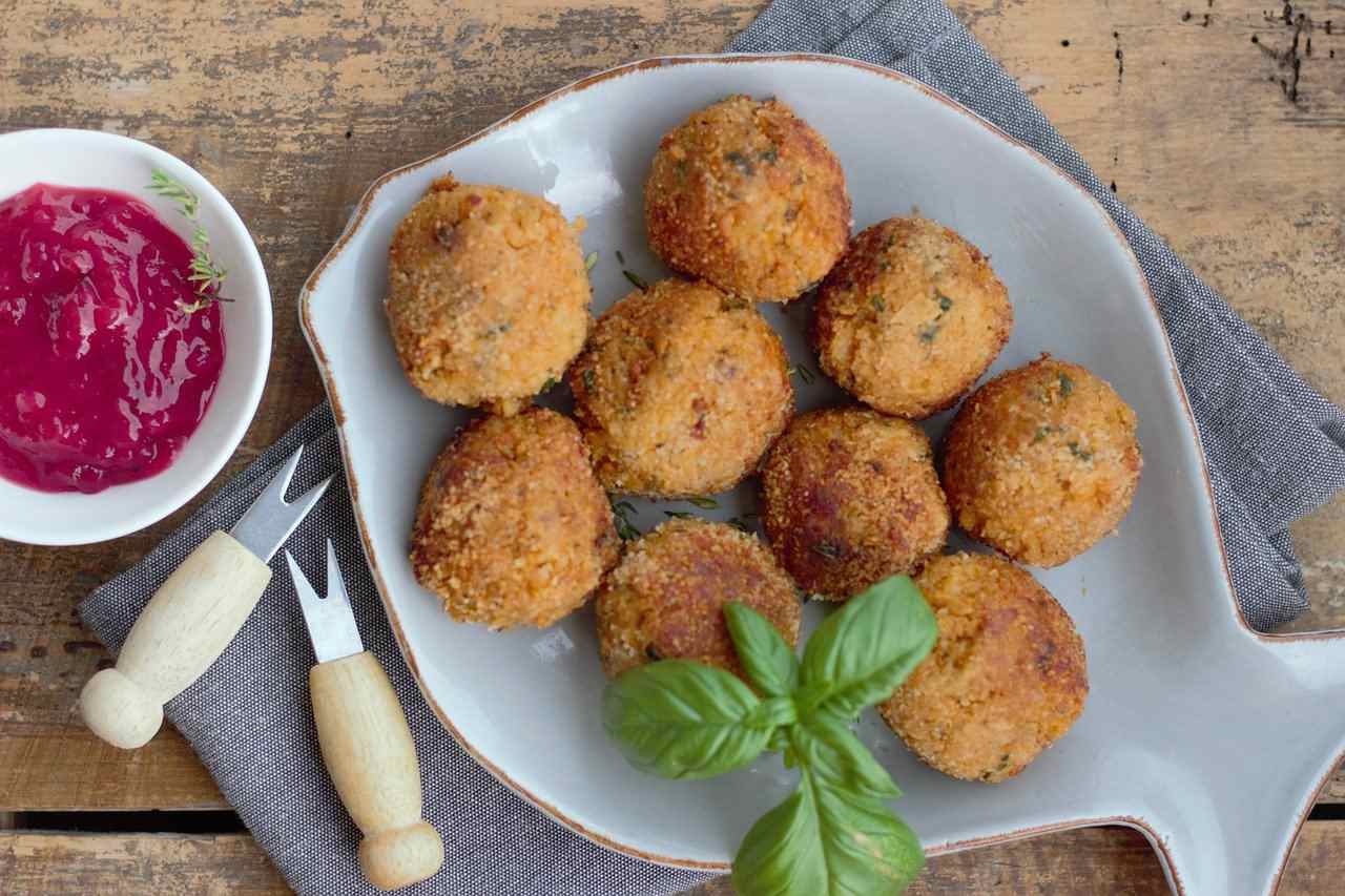 Polpette di tonno nella friggitrice ad aria: buonissime e veloci