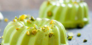 Panna cotta al pistacchio: veloce e leggero